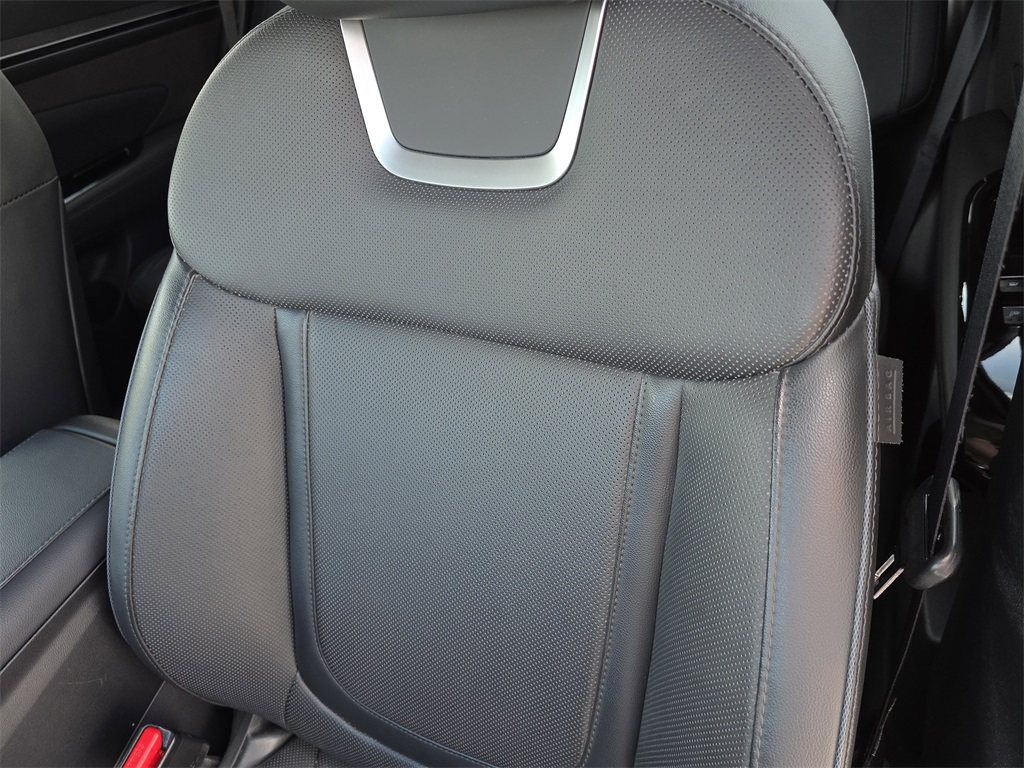 2024 Hyundai Tucson Hybrid Limited White at Baytown Hyundai