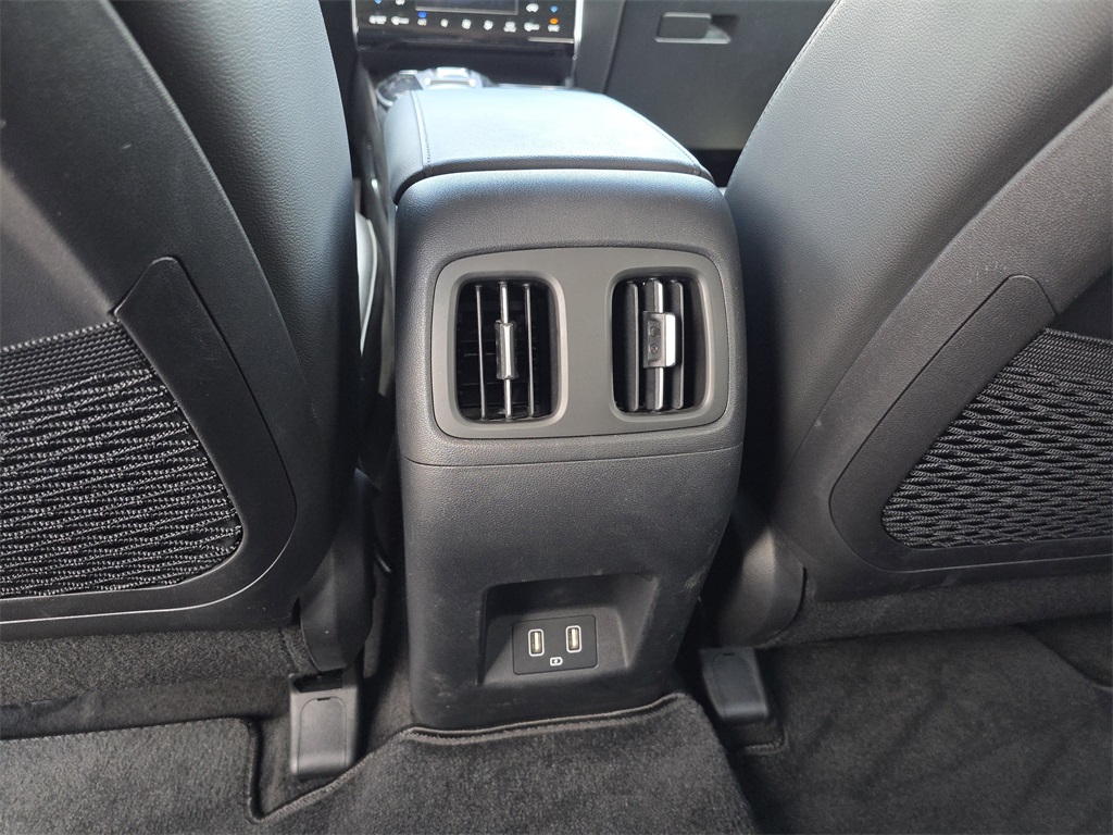 2024 Hyundai Tucson Hybrid Limited White at Baytown Hyundai