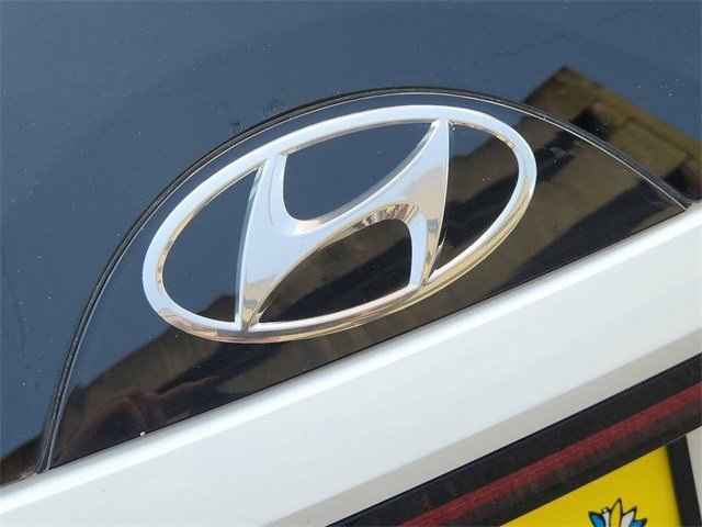 2024 Hyundai Tucson Hybrid Limited White at Baytown Hyundai