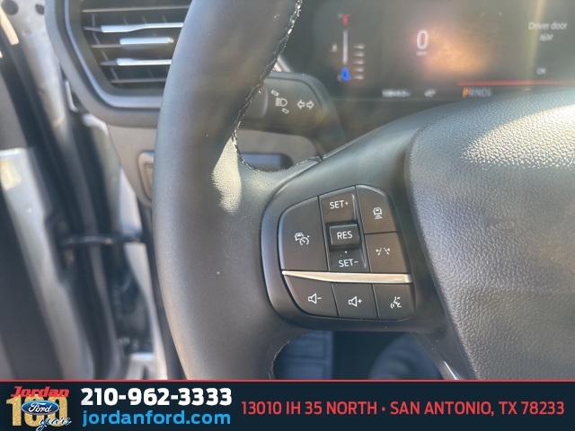 Used Car 2023 Ford Escape  Active For Sale Under $25,000 In San Antonio, Texas