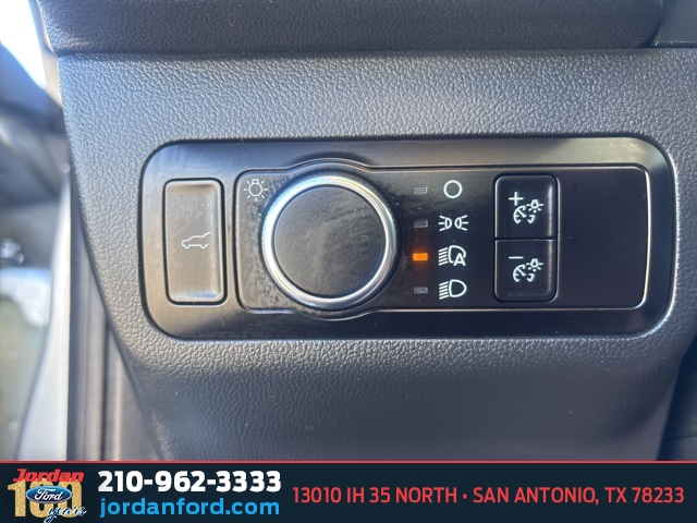 Used Car 2023 Ford Escape  Active For Sale Under $25,000 In San Antonio, Texas
