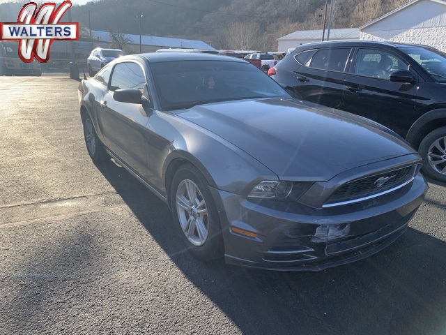 2014 Ford Mustang V6 Coupe RWD