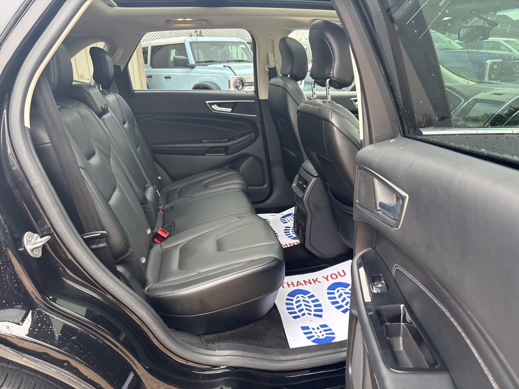 2017 Ford Edge