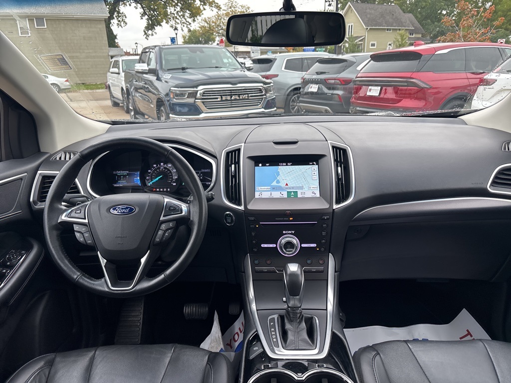 2017 Ford Edge