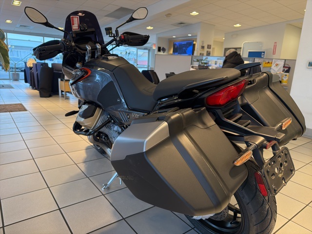 2023 – Moto Guzzi – Mandello