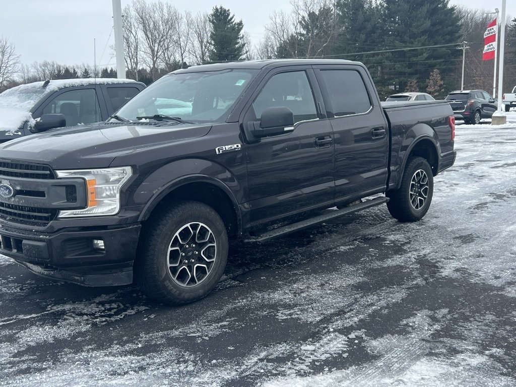 2020 Ford F-150 XLT's photo