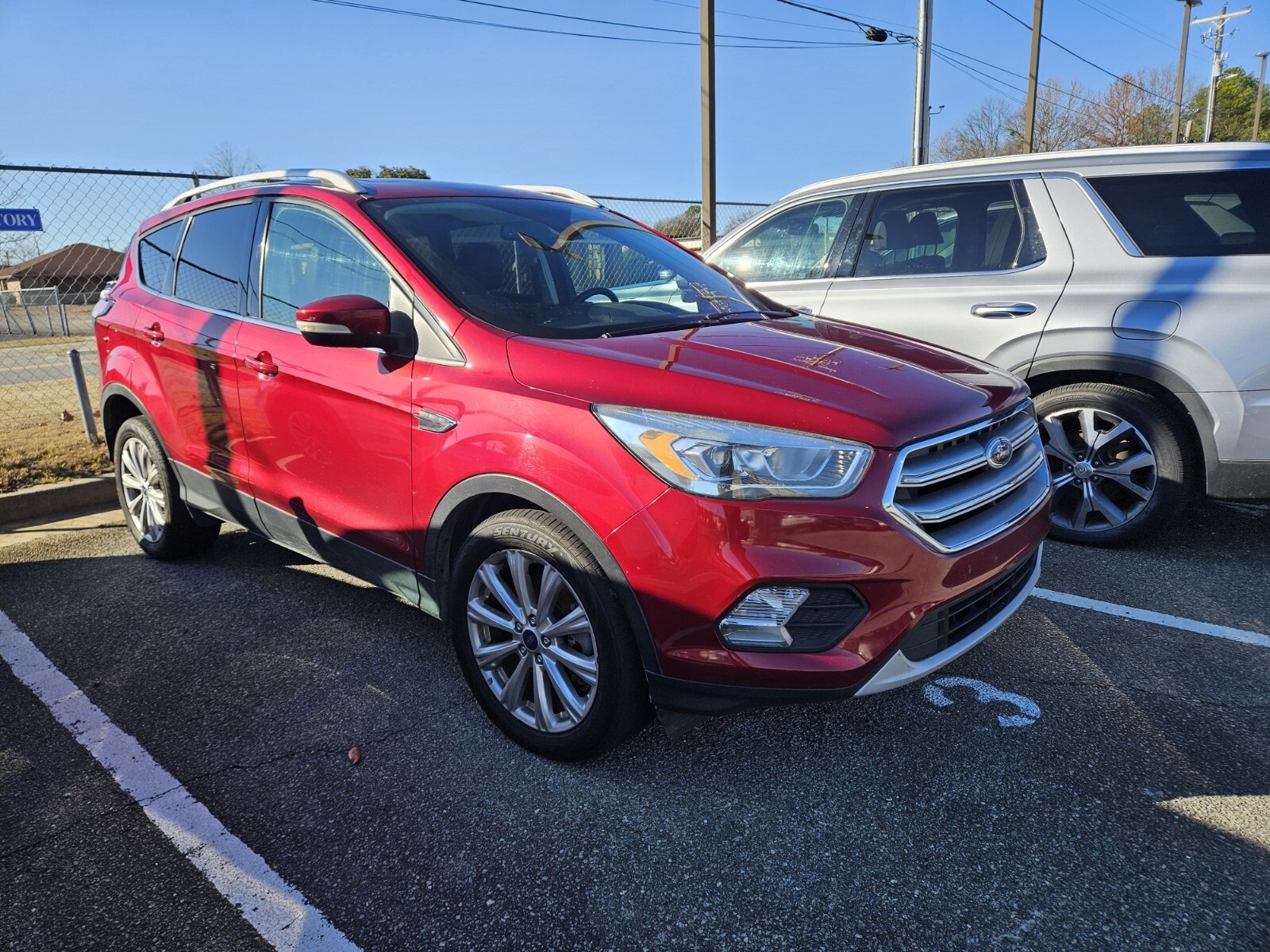 2017 Ford Escape Titanium FWD