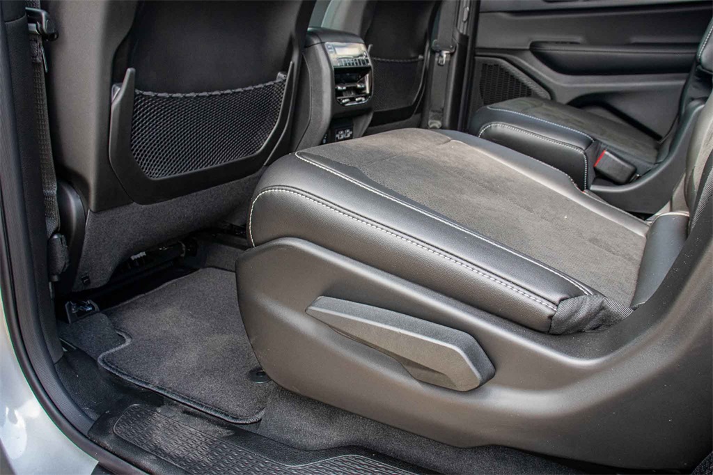 New Car 2025 Jeep Grand Cherokee L  Altitude X For Sale Under $50,000 In San Marcos, Texas