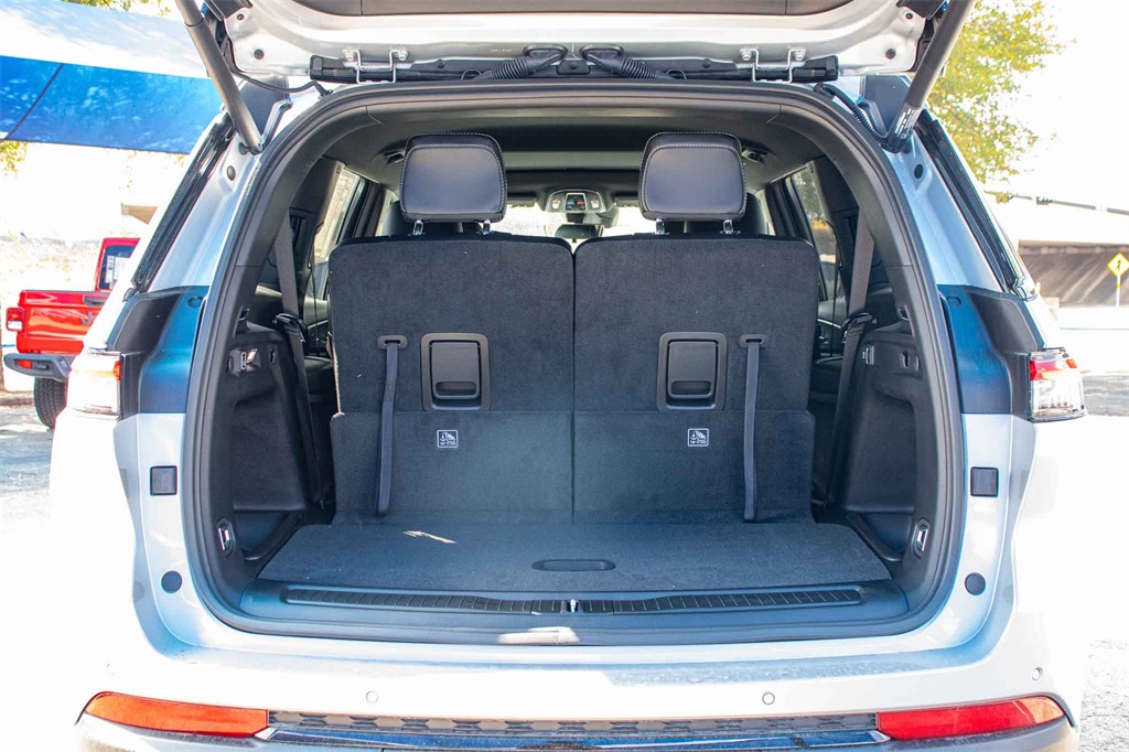 New Car 2025 Jeep Grand Cherokee L  Altitude X For Sale Under $50,000 In San Marcos, Texas