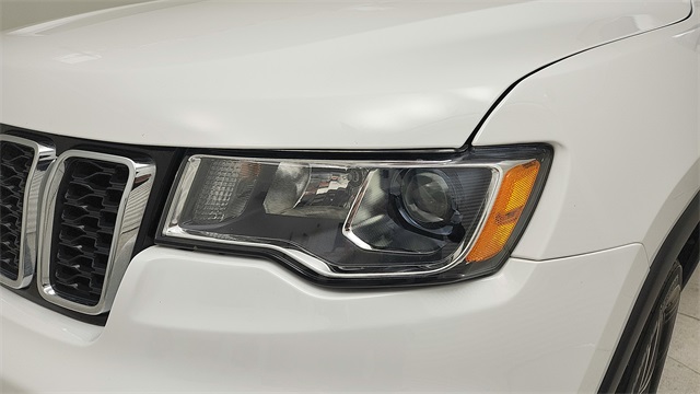 2022 Jeep Grand Cherokee WK Limited White at North Houston Mitsubishi