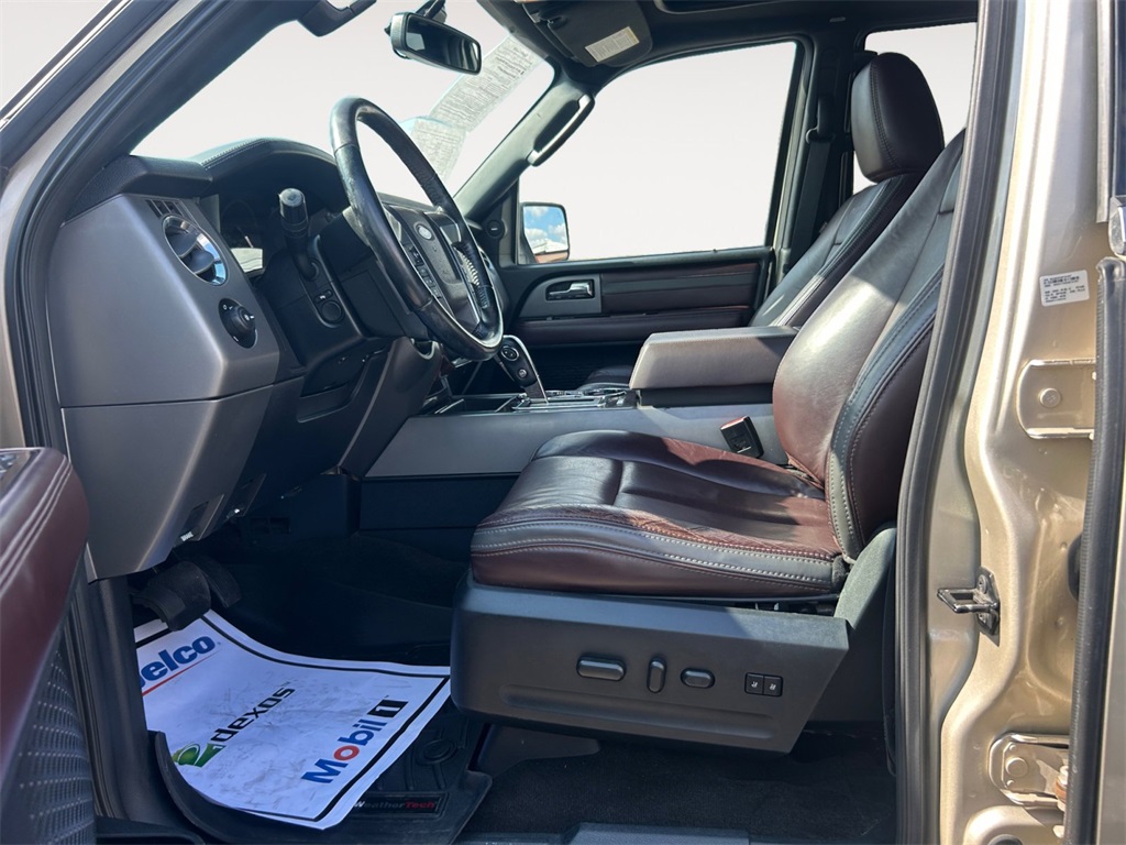 Used Car 2017 Ford Expedition  Platinum For Sale Under $15,000 In Floresville, Texas