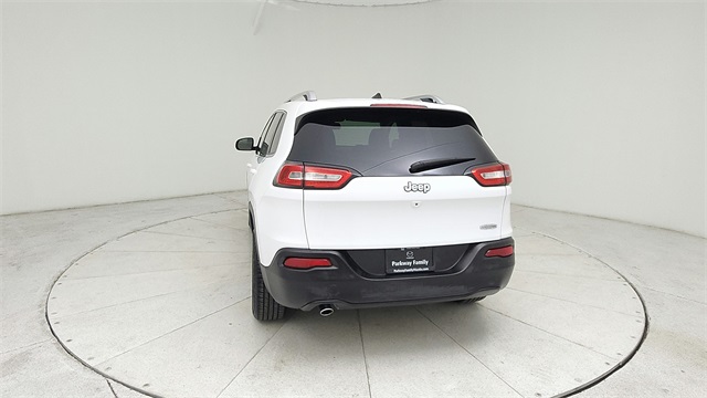 2016 Jeep Cherokee Latitude White at Gullo Toyota