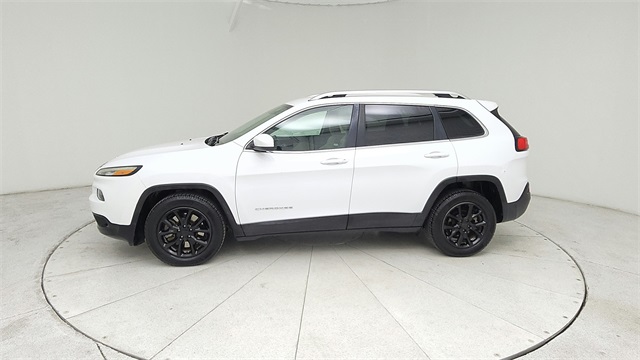 2016 Jeep Cherokee Latitude White at Gullo Toyota