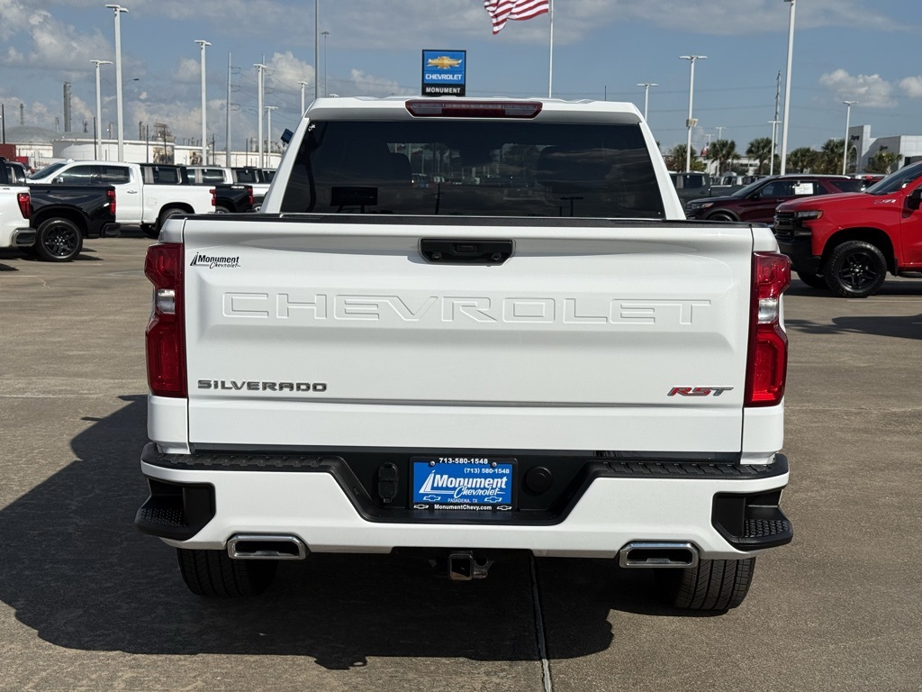 2023 Chevrolet Silverado 1500 RST - 11