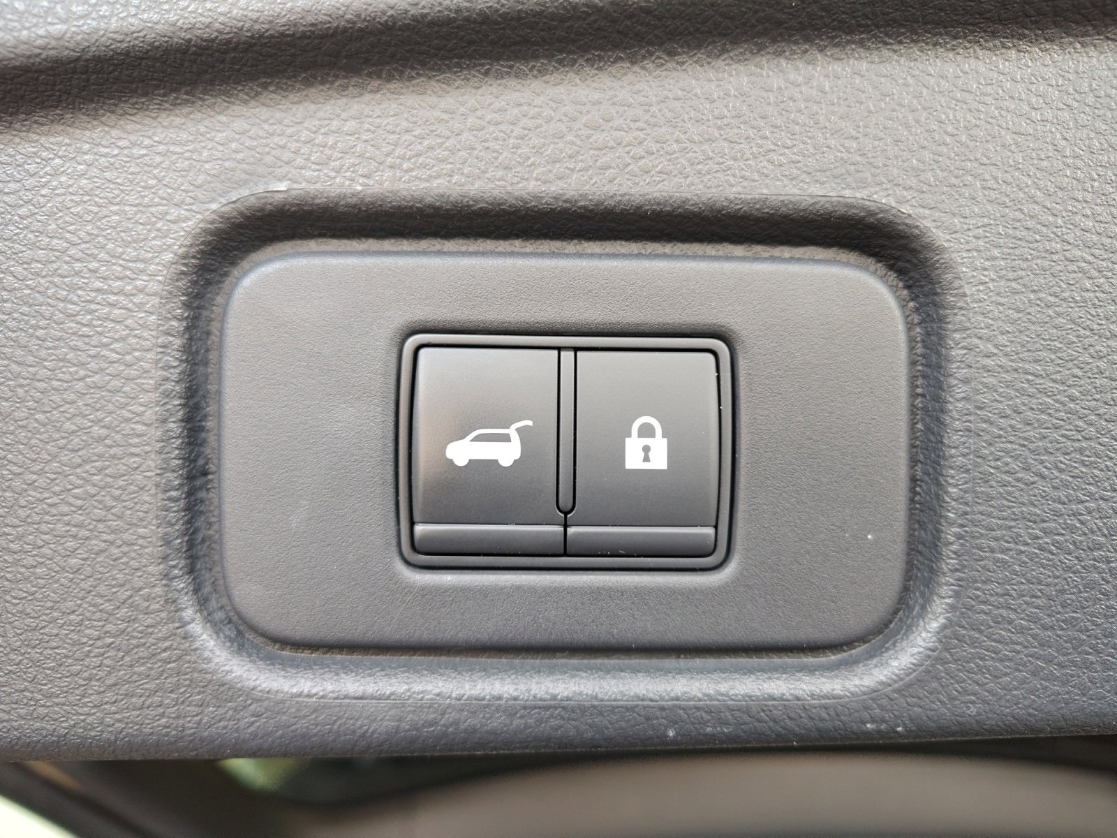 Used Car 2022 Nissan Pathfinder  Sl For Sale Under $30,000 In San Antonio, Texas