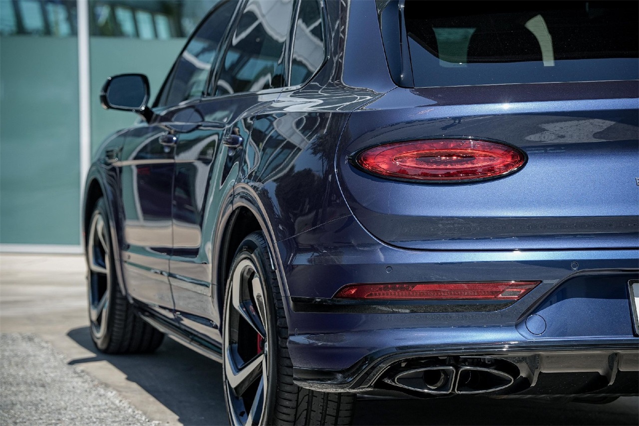 New Car 2025 Bentley Bentayga  V8 For Sale Under $330,000 In Austin, Texas