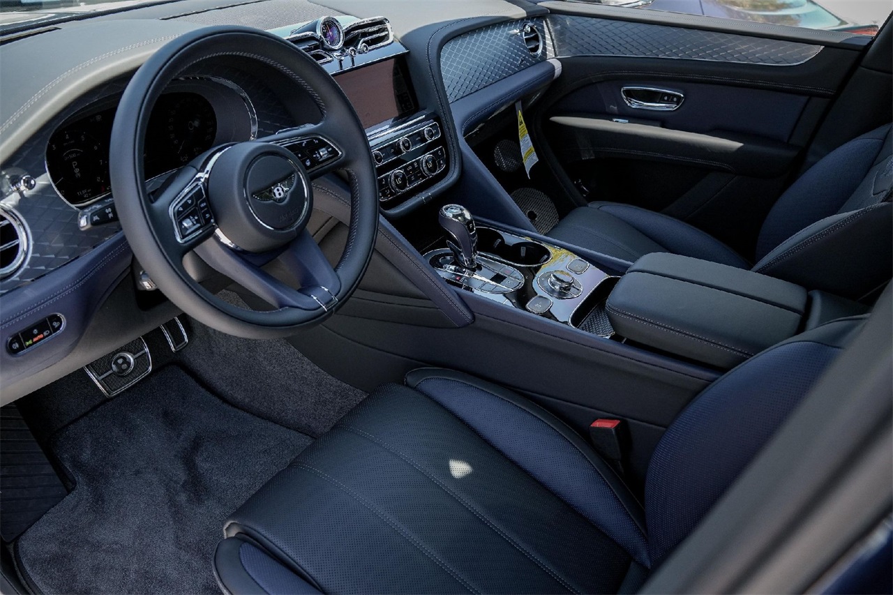 New Car 2025 Bentley Bentayga  V8 For Sale Under $330,000 In Austin, Texas
