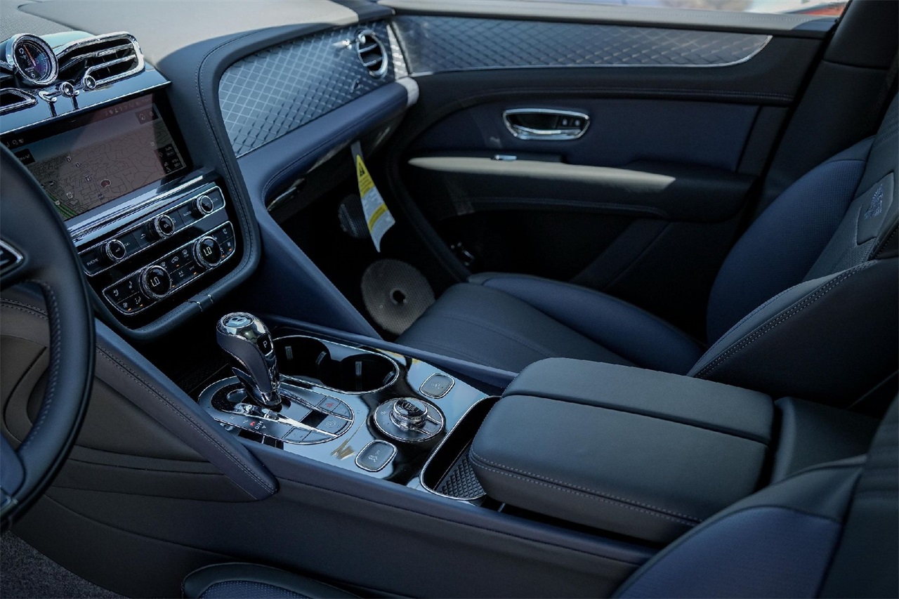New Car 2025 Bentley Bentayga  V8 For Sale Under $330,000 In Austin, Texas