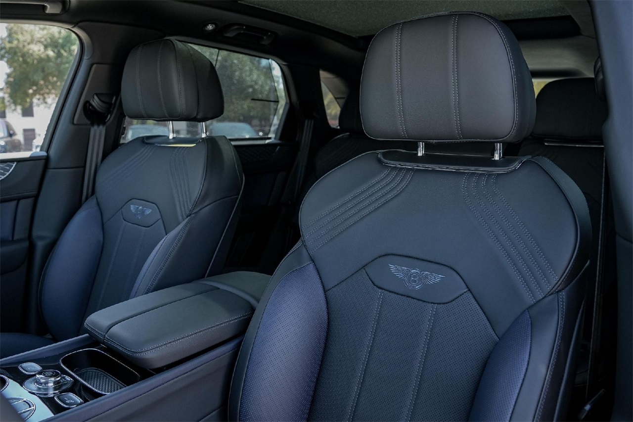 New Car 2025 Bentley Bentayga  V8 For Sale Under $330,000 In Austin, Texas