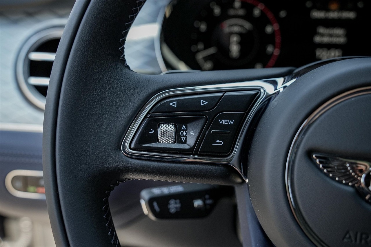 New Car 2025 Bentley Bentayga  V8 For Sale Under $330,000 In Austin, Texas