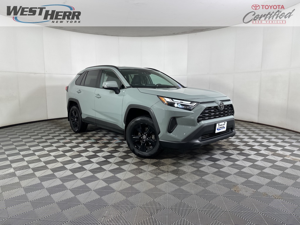 2022 Toyota RAV4 XLE AWD