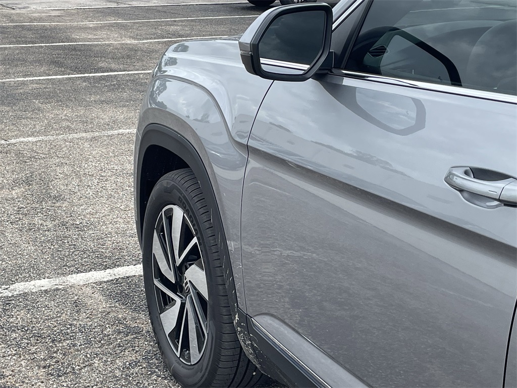 2025 Volkswagen Atlas 2.0T SEL - 9