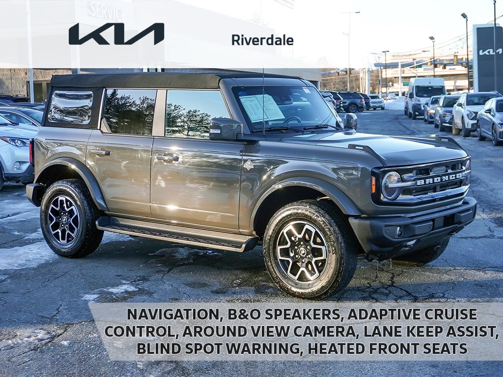 2025 Ford Bronco Outer Banks 4-Door 4WD