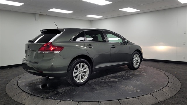 2013 – Toyota – Venza