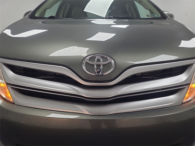 2013 – Toyota – Venza