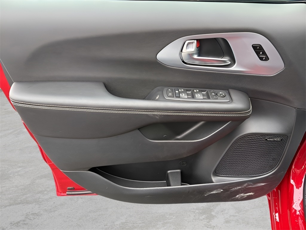 2026 Chrysler Pacifica