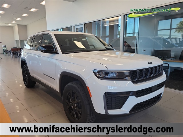 2026 Jeep Grand Cherokee Altitude RWD