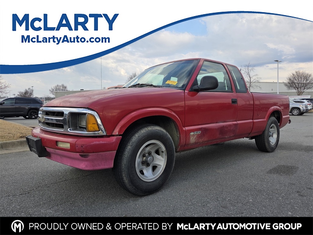 1995 Chevrolet S-10 LS Extended Cab RWD