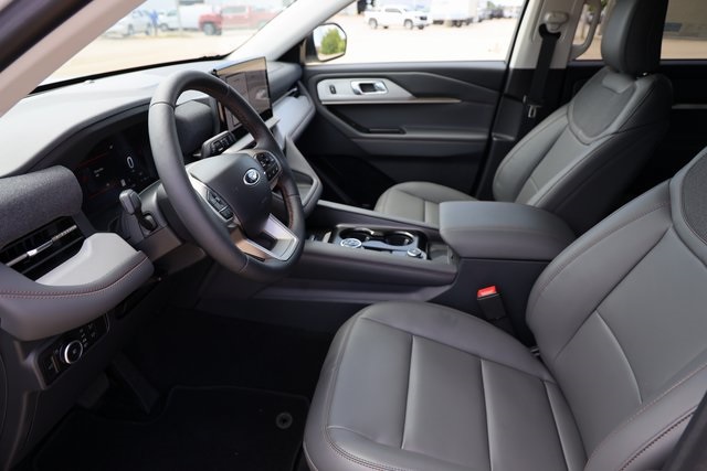 2025 Ford Explorer Active White at Classic Ford Galveston