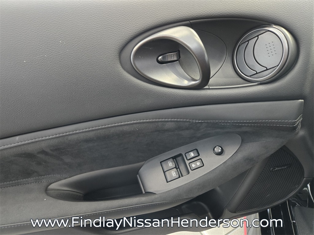 New Black Diamond Pearl 2025 Nissan Z NISMO for Sale in