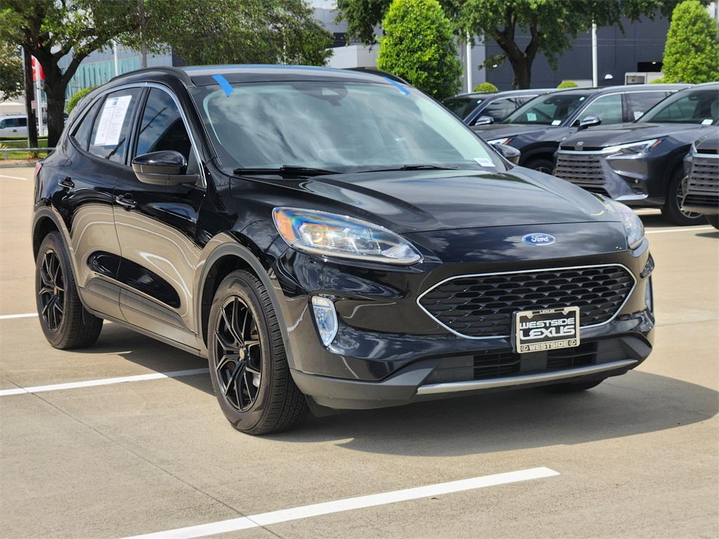 2022 Ford Escape SEL - 2