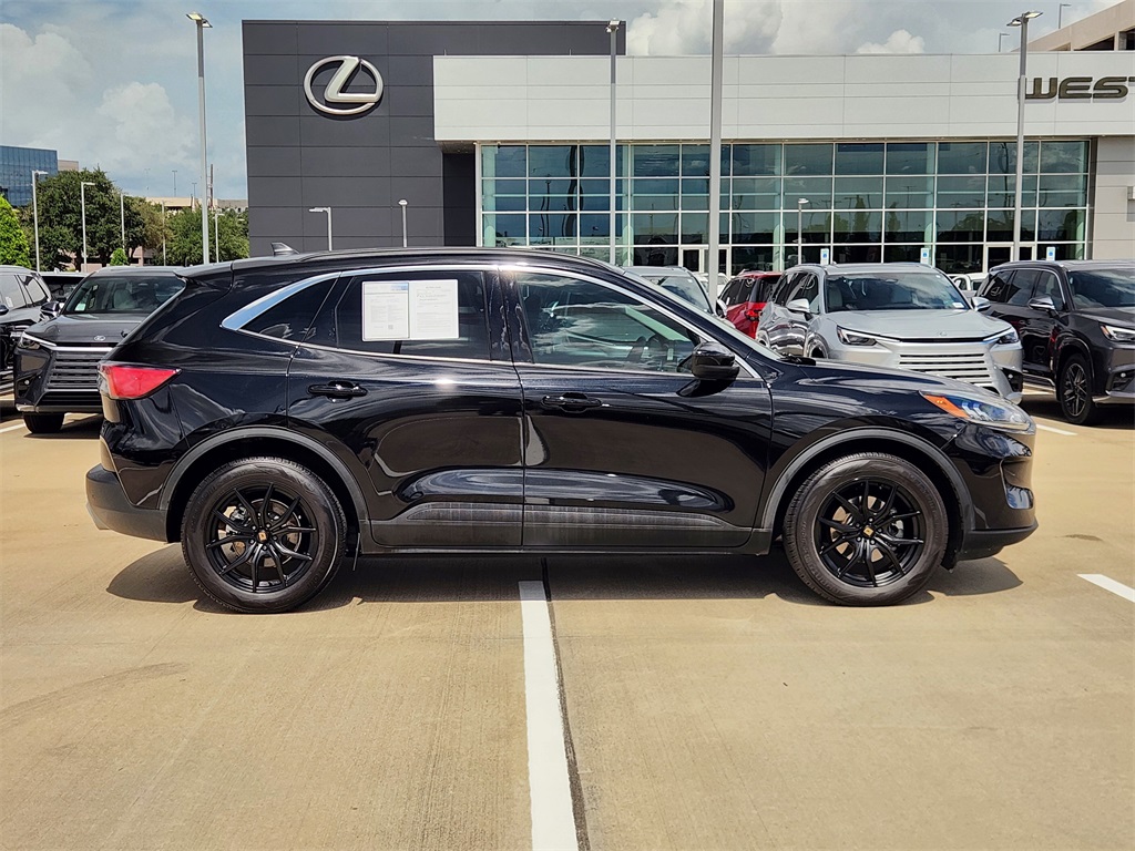 2022 Ford Escape SEL - 3