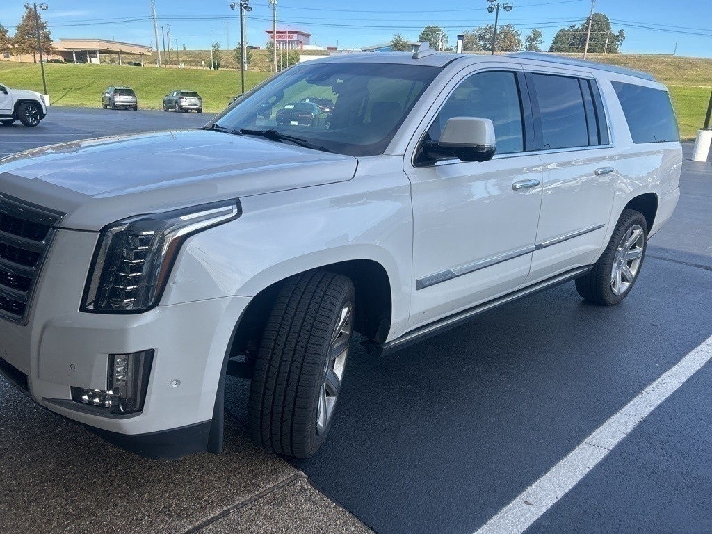 2018 Cadillac Escalade ESV Premium Luxury 4WD