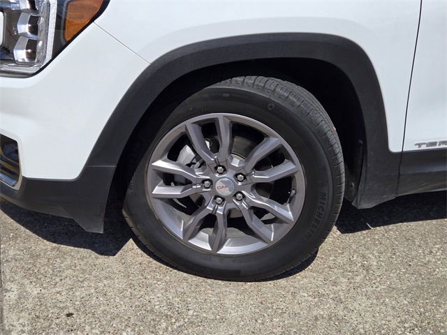 2024 GMC Terrain SLT - 8