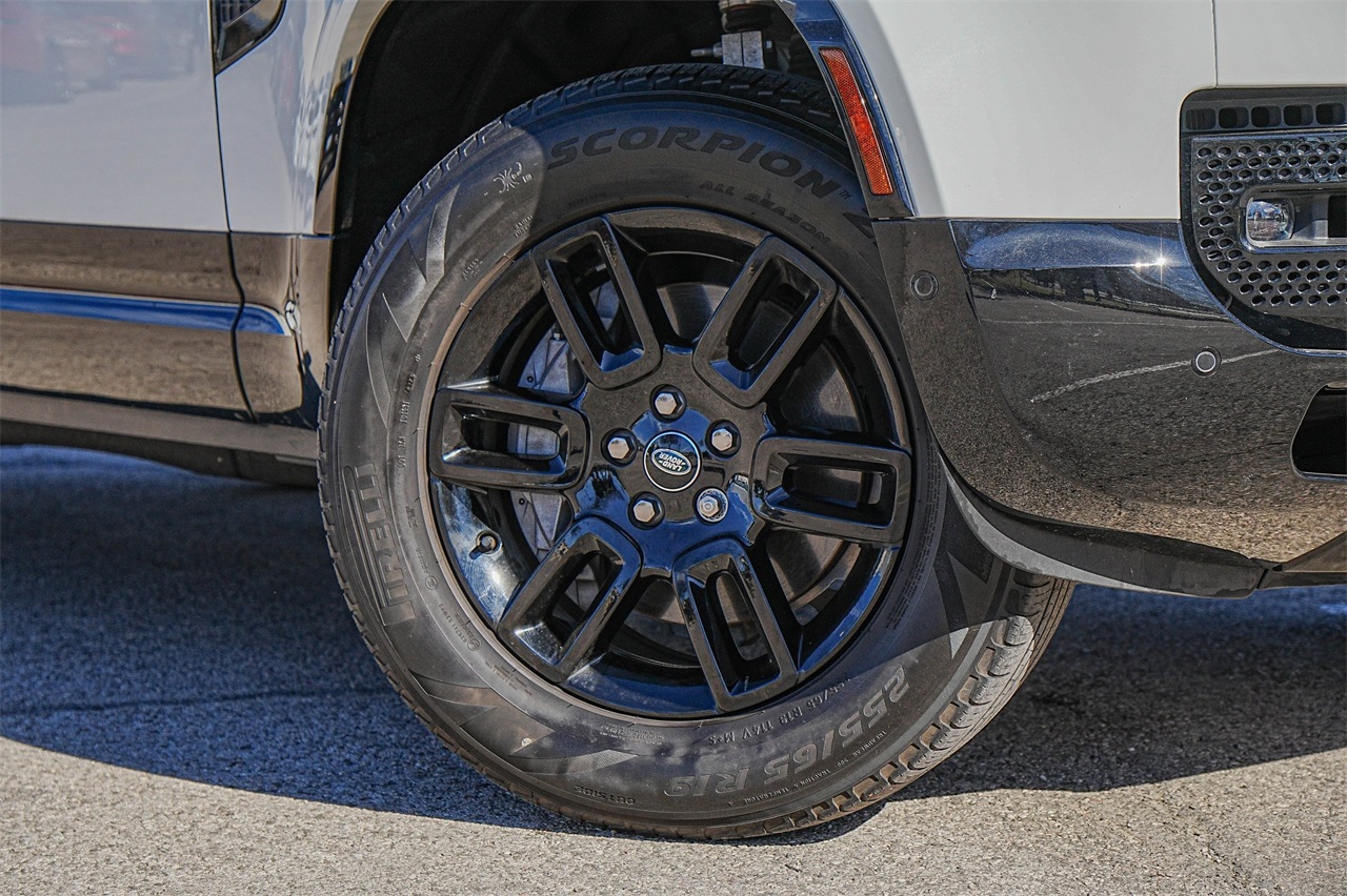 Used Car 2024 Land Rover Defender 130  X-dynamic Se For Sale Under $70,000 In Austin, Texas