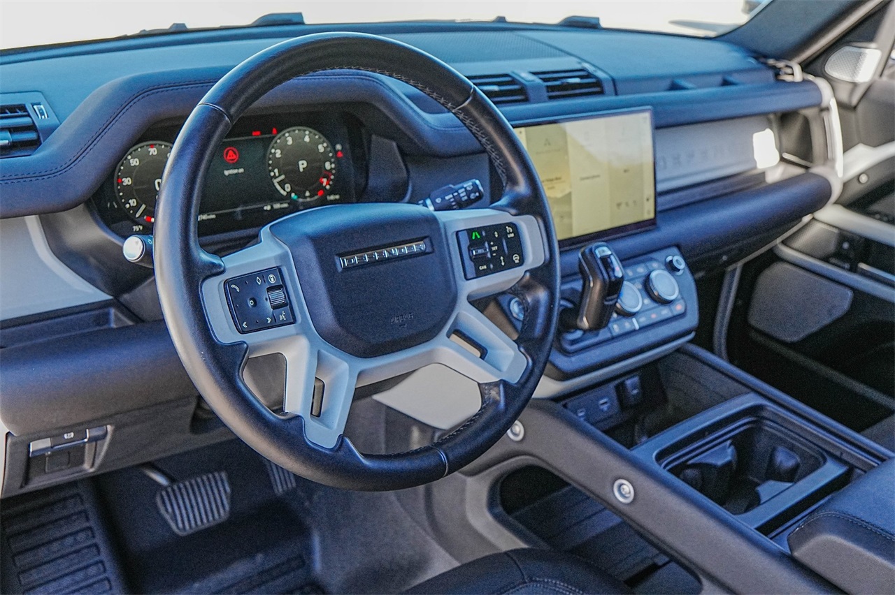 Used Car 2024 Land Rover Defender 130  X-dynamic Se For Sale Under $70,000 In Austin, Texas