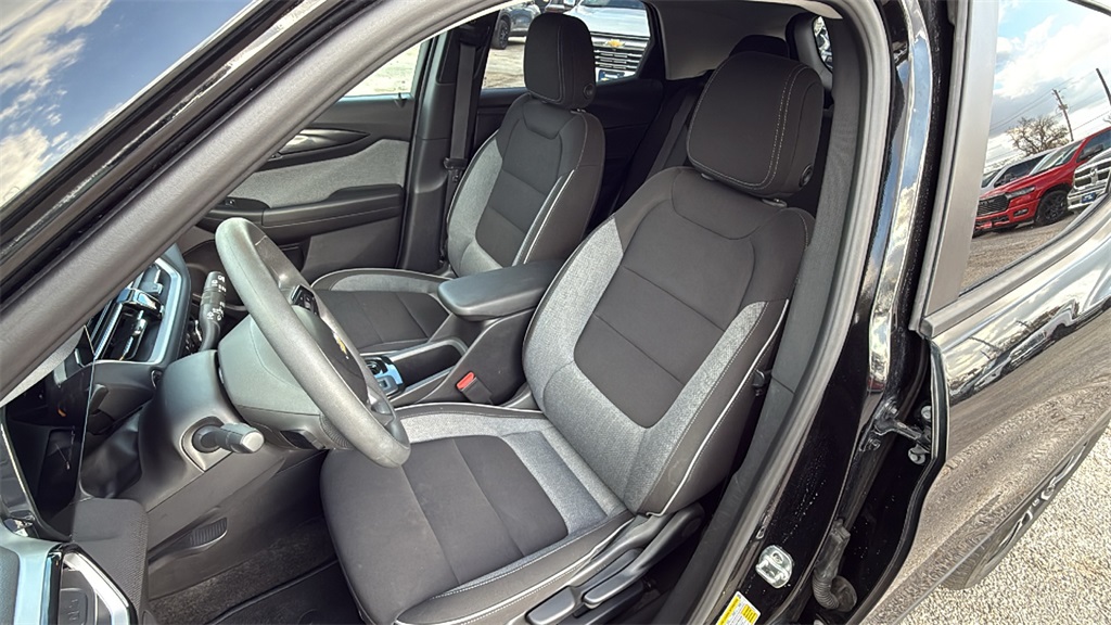 2025 Chevrolet TrailBlazer LT - 10