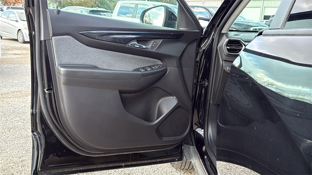 2025 Chevrolet TrailBlazer LT - 8