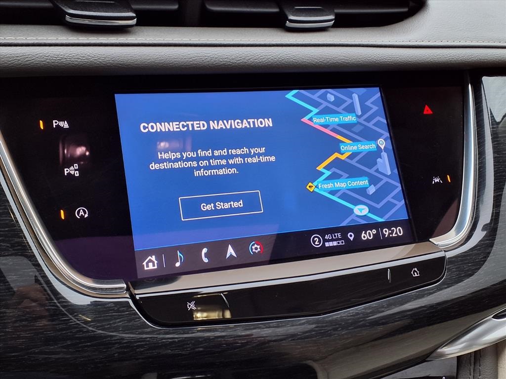 2023 Cadillac XT6 Premium Luxury White at Tom Peacock Cadillac