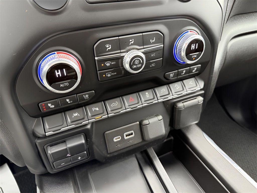 2022 GMC Sierra 1500 Limited