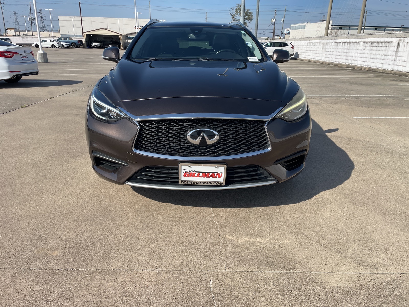 2019 INFINITI QX30 Luxe FWD