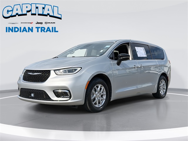 2024 Chrysler Pacifica Touring L FWD