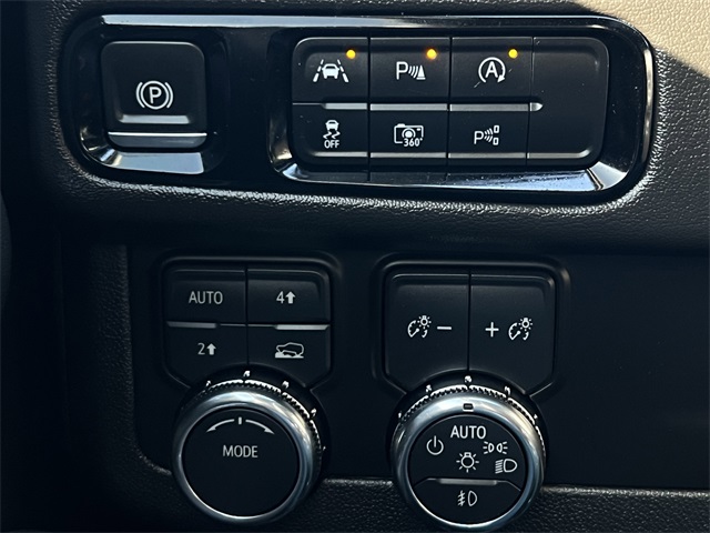 2025 GMC Yukon Denali Black at Big Star Buick GMC