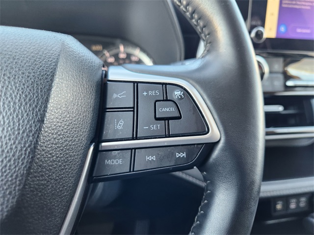 2024 Toyota Highlander LE Silver at Don McGill Toyota