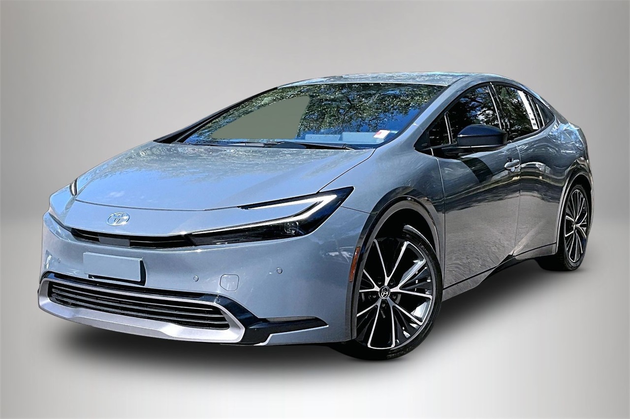 2024 Toyota Prius XLE FWD