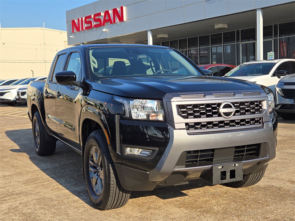 2025 Nissan Frontier SV photo 2